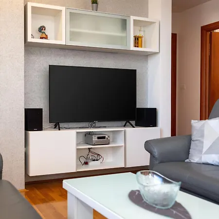 Rose Penthouse Apartment Split